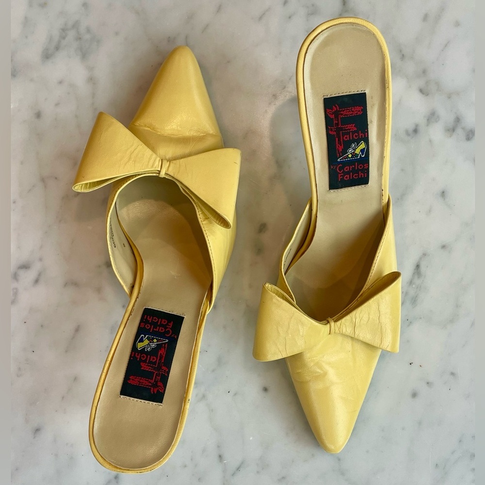 Carlos Falchi leather stiletto mules with bows in butter yellow, 7B, EUC - Picture 7 of 13